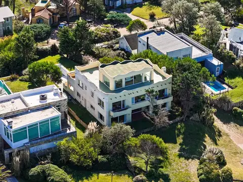 Casa en Alquiler Temporal en Carilo, $ 100