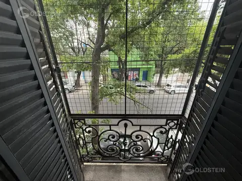 Depto Tipo Casa en Venta 80 años