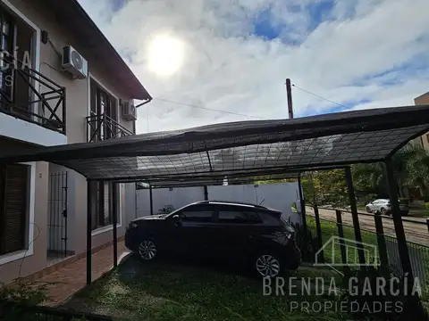 HERNANDEZ ENTRE BERNARD Y ARTIGAS