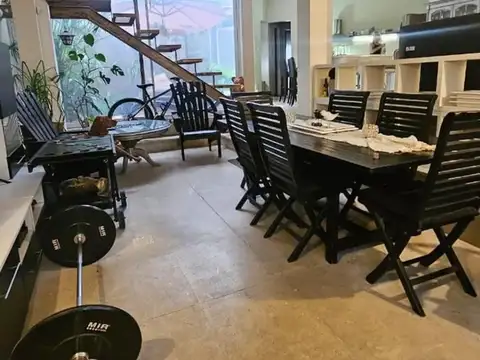 Depto Tipo Casa 2 ambientes con 1 baño