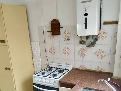 Depto Tipo Casa 4 ambientes con 2 baños
