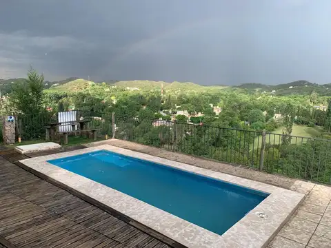 Casa en Venta en El Volcan, USD 320.000