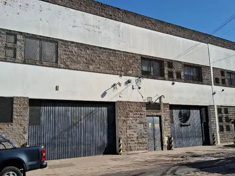 GALPON INDUSTRIAL - 1300.00 M2 - EN DOS PLANTAS