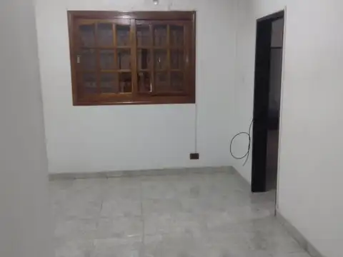 Casa - Venta - Argentina, San Miguel - DELIA 2700