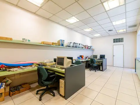 Galpon en venta y oficinas