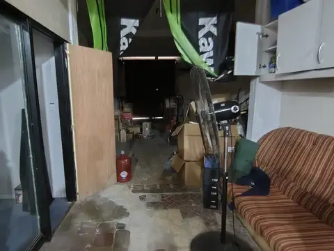 Venta Galpón y vivienda - Villa Bosch - Excelente rentabilidad