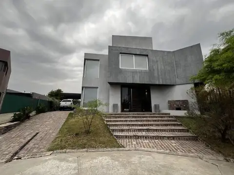 Av. Mahatma Gandhi 1300