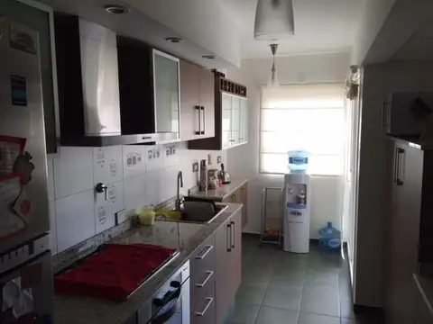 Departamento 4 ambientes con 2 baños