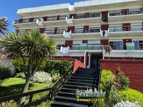 DEPARTAMENTO  DE 3 AMBIENTES FRENTE AL MAR CON COCHERA TOTALMENTE RECICLADO!