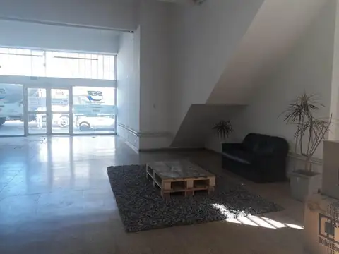 Local en Venta 37 años