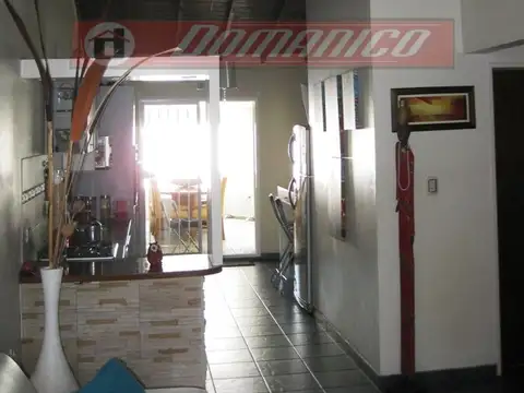Depto Tipo Casa en Venta de 3 ambientes