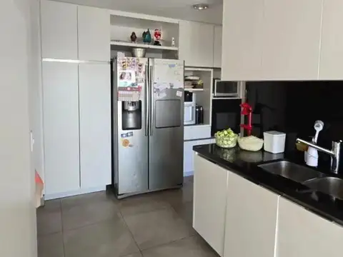 Departamento en Alquiler con 2 cocheras