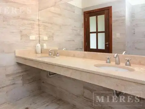 Terreno en Venta de 1020,0 m2