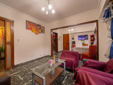 Casa 4 ambientes con 3 baños