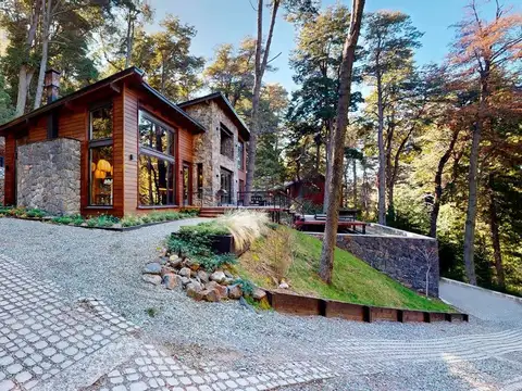 Casa 4 ambientes con 4 baños