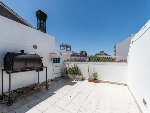 VENTA PH - 3 / 4 AMBIENTES - TERRAZA Y COCHERA