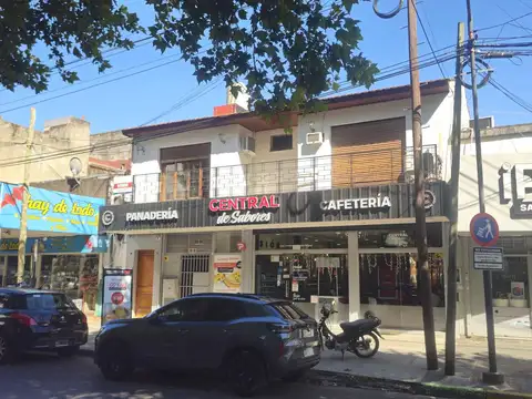 Venta de local comercial + vivienda 3 ambientes