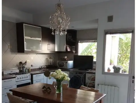 HERMOSO DUPLEX 4 AMBIENTES EN 3 PLANTAS, BOULOGNE