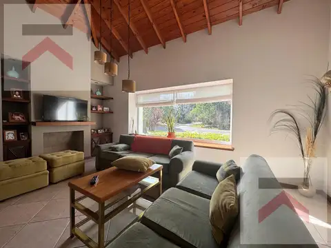 Casa en Venta de 5 dormitorios