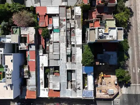 TERRENO  SAN TELMO DE 15,09 X 61,45 MULTIPLES USOS