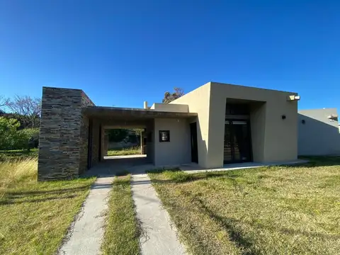 calle 15 entre Rambla y 100