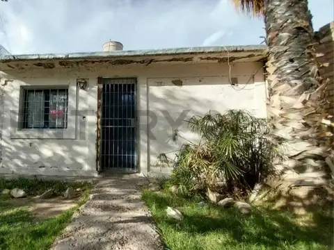 VENTA DE CASA EN MONTBRUN OCAMPO, LAS HERAS, MENDOZA. ID: 243202