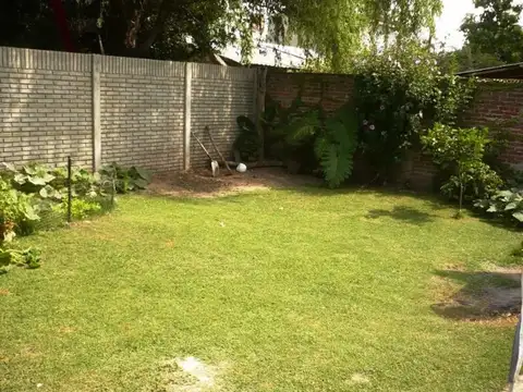 ESTEBAN ECHEVERRIA 600