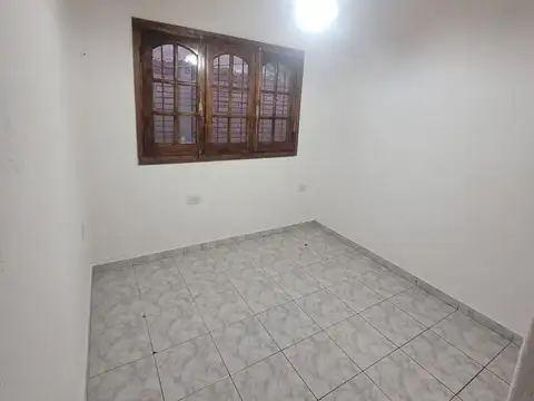 REMAX VENDIMIA OFRECE PH EN BERMEJO GUAYMALLEN