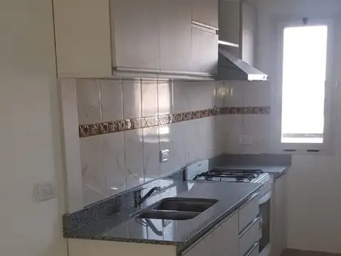 DEPARTAMENTO 3 AMBIENTES  BERNAL OESTE  FINANCIA