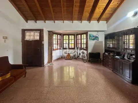 Casa en Venta con 1 cochera