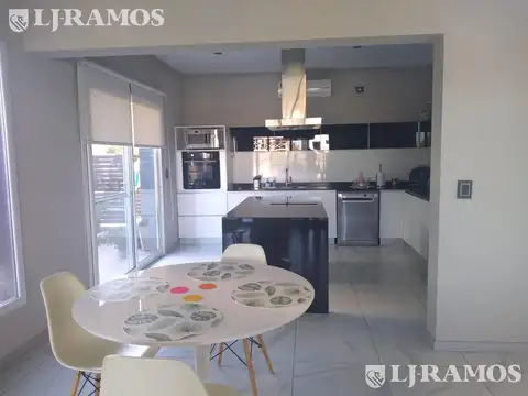 Barrio Islas, El Canton