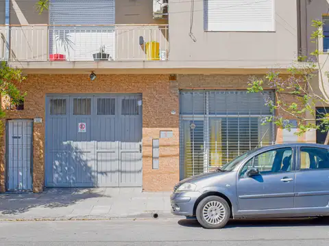 Local + Depósito - 150m2 - Saavedra y Salta