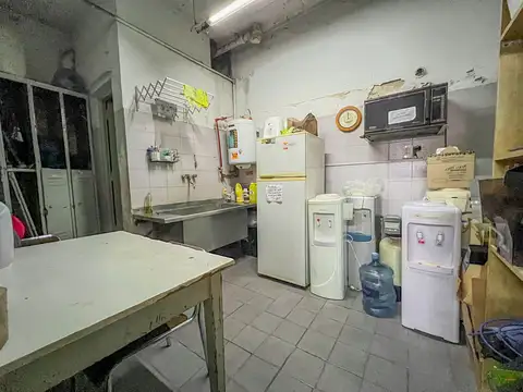 Local + Depósito - 150m2 - Saavedra y Salta