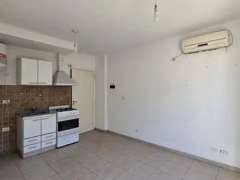 Departamento en Alquiler en Ramos Mejia, $ 350.000