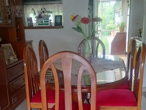 Casa 3 ambientes con 2 baños