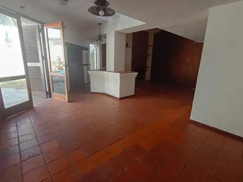 GRAN INMUEBLE , CATEGORÍA   CON ESCRITURA Y PLANOS