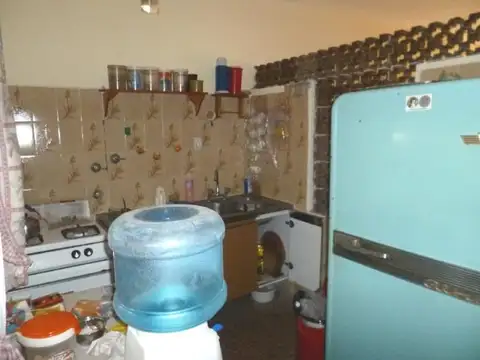 Calle 27 300, Piso UF