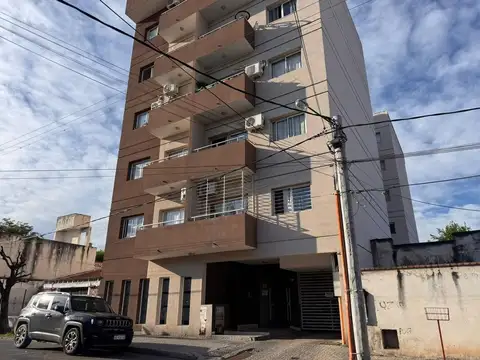 Santiago Morales 700