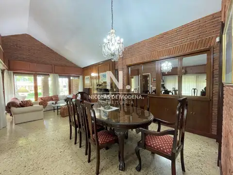 Casa en Venta en Playa Mansa, USD 850.000