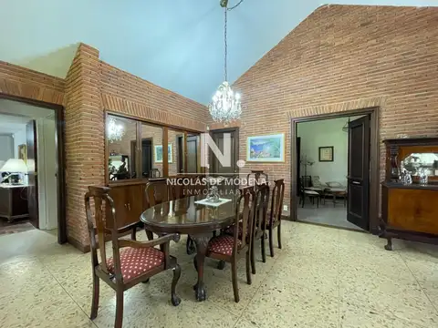 Casa 4 ambientes con 4 baños