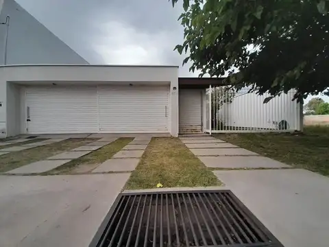 Venta Casa, Olivos del Fundador, San Rafael, Mza