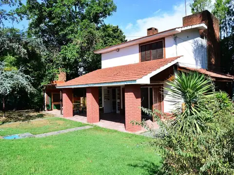 CASA BENAVIDEZ PILETA  PARQUE FINANCIACION