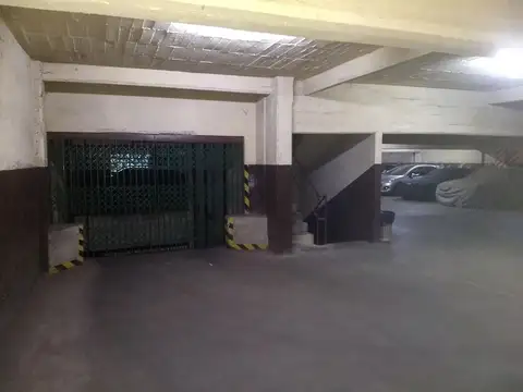 Cochera en venta por Florida