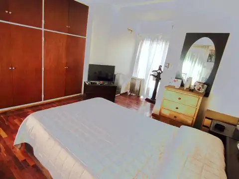 Depto Tipo Casa en Venta 63 años