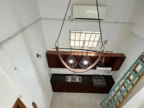 Bernardo De Irigoyen 1100, Piso pb