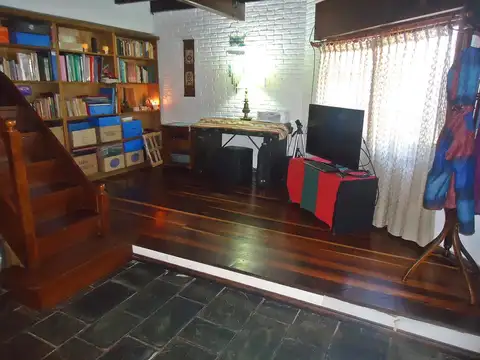 Depto Tipo Casa en Venta de 3 ambientes