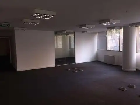 Oficina en Alquiler al Sur