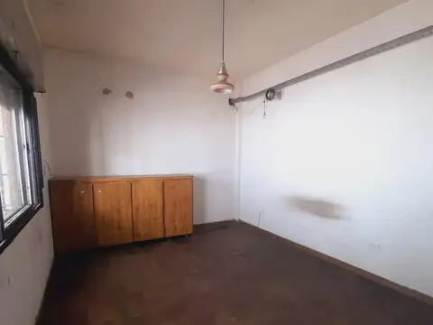 Galpon en Alquiler en Lomas Del Mirador, $ 1.100.000