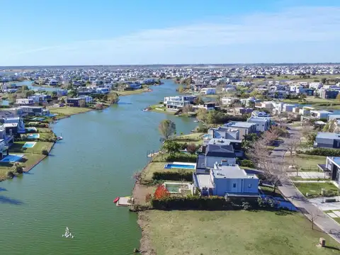 Terreno en Venta en El Canton, USD 110.000