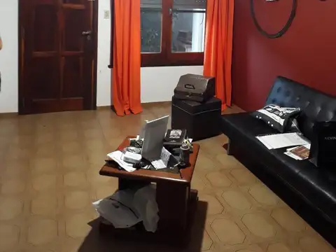 Depto Tipo Casa en Venta de 4 ambientes